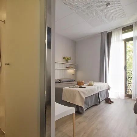 Benidorm Guest house 2*